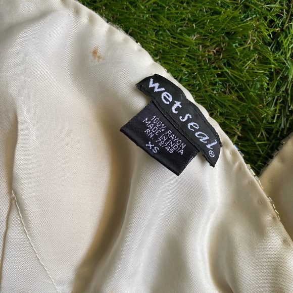 Off white Y2K top - Picture 12 of 16